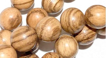 Madeira de Agar - o Símbolo da Purificação e Prosperidade