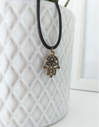 Colar com Hamsá (cor de bronze)