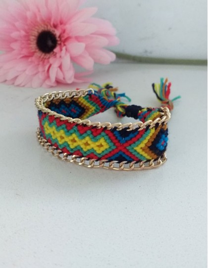 Pulseira Boho em Linha