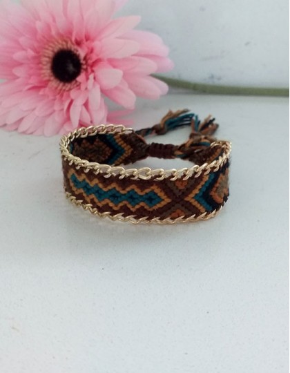 Pulseira Boho em Linha