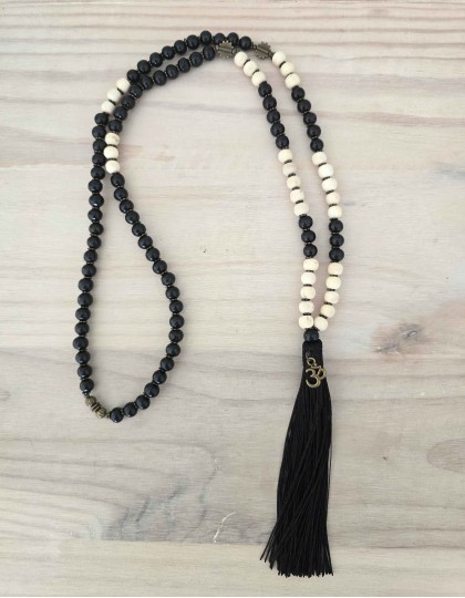 Japamala de Tulsi e Ébano com Om (ref.: 108721)